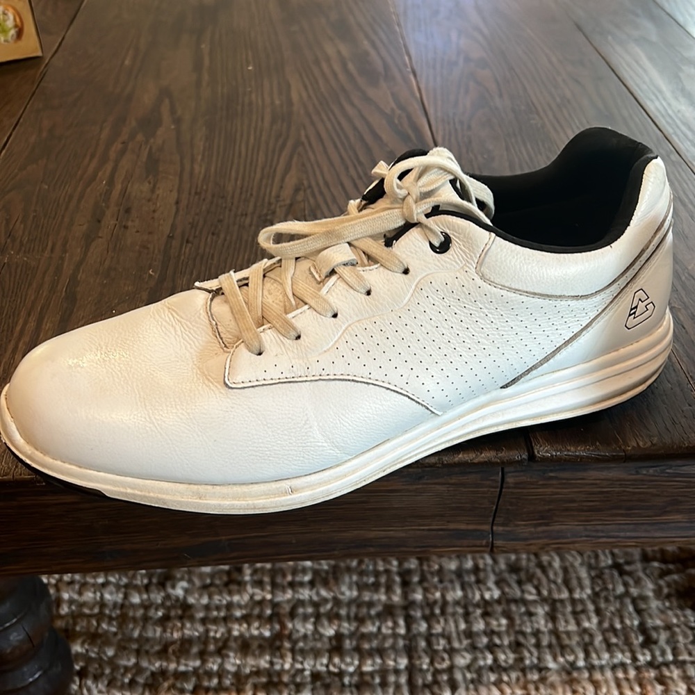 Travis Matthew golf shoes .Size 13 Medium width..